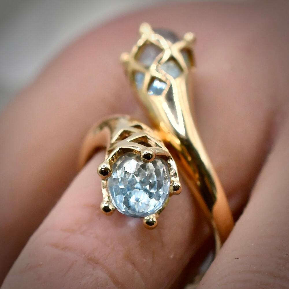 Vintage 14k Gold Blue Topaz Bypass Ring Heavy Retro Pear Cocktail Size 7 - Picture 2 of 14